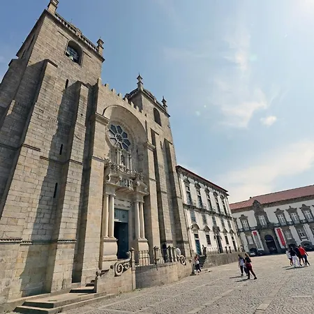 Flh Almada Cozy With View Appartamento Oporto